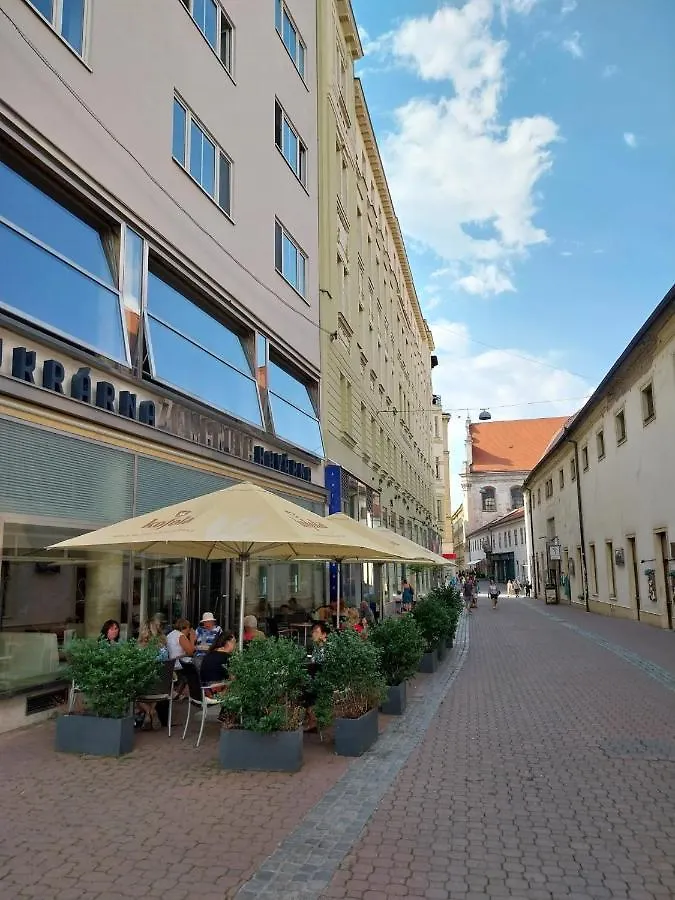 City Center Apartments - Moderna Brno Rimske Namesti V 0*,